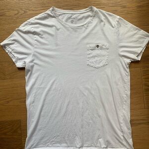 J. Crew Men’s Large White T-Shirt